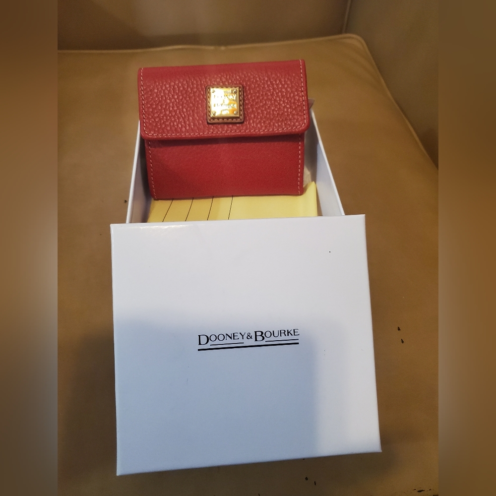 Dooney n Bourke small Red Wallet
